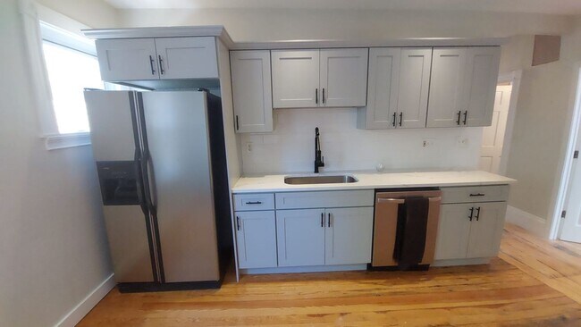 Building Photo - 9 Woodville Park