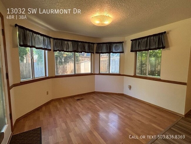 Building Photo - 13032 SW Laurmont Dr