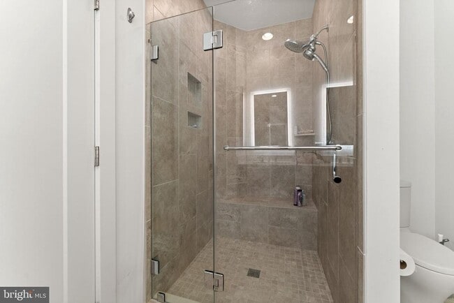 Building Photo - 3533 Bellflower Ln