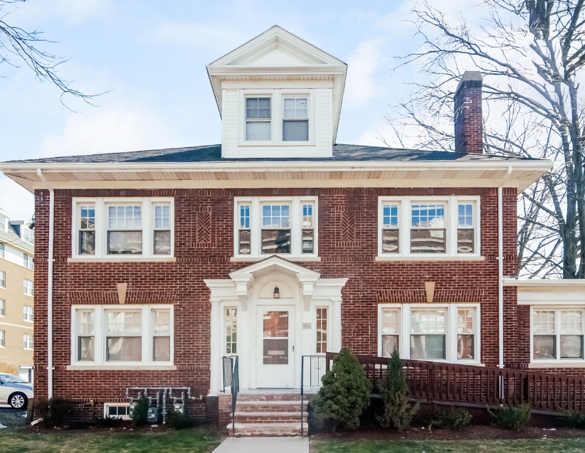 Building Photo - 310 Allston St
