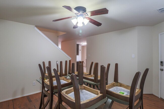 Building Photo - Beautifully crafted 4-2-2 home in the Keller area.