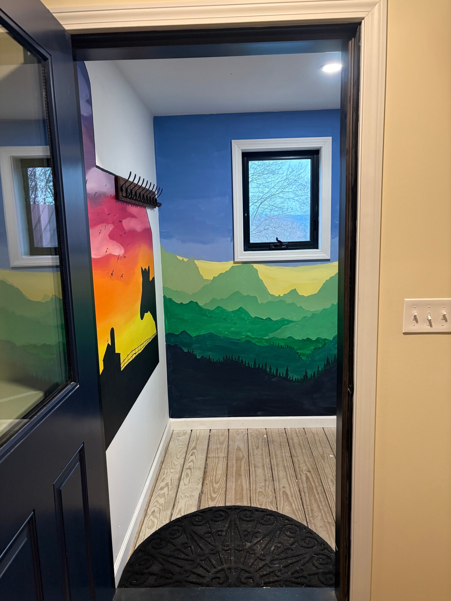 Foyer - 1177 Main St