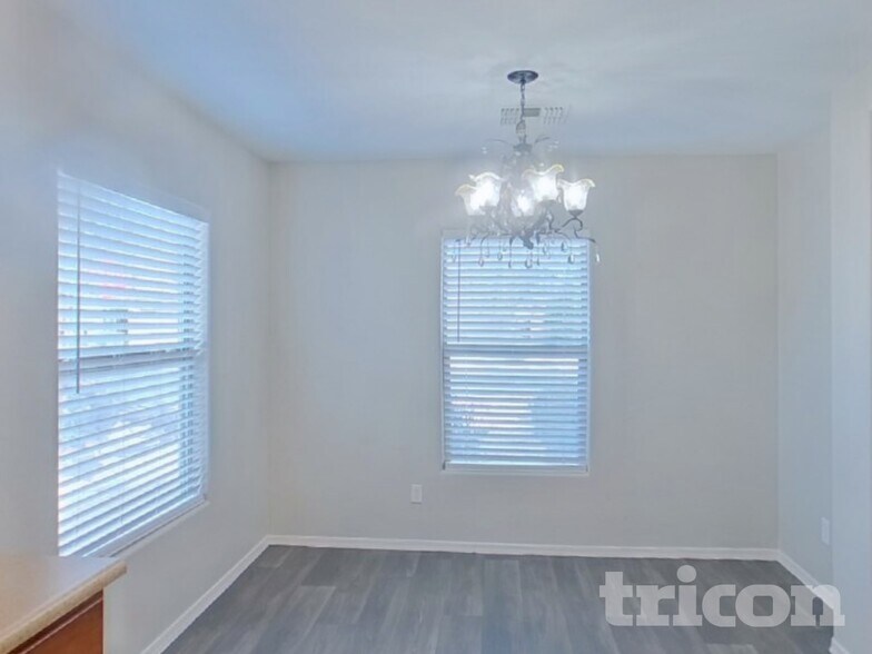 Building Photo - 43683 W Arizona Ave