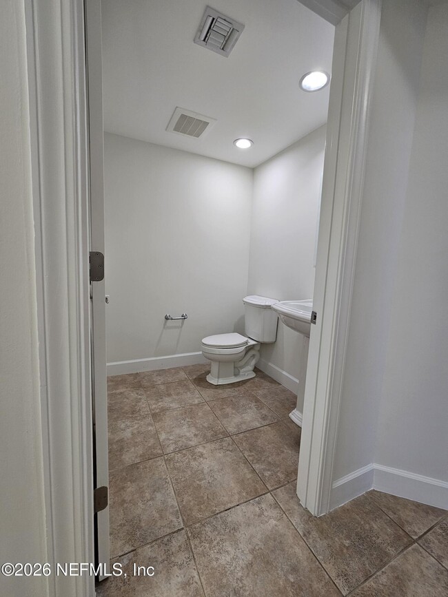 Building Photo - 1031 1st St S