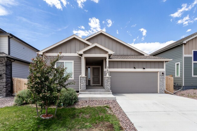 Building Photo - Stunning Ranch-Style Home with Inviting In...