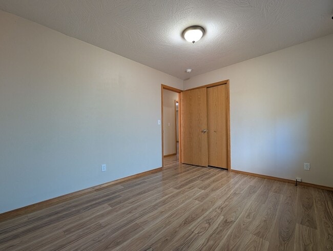 Building Photo - Great 3bed/2 bath home in Springfield!