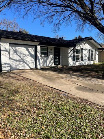 Building Photo - 15140 Oakwood Ln