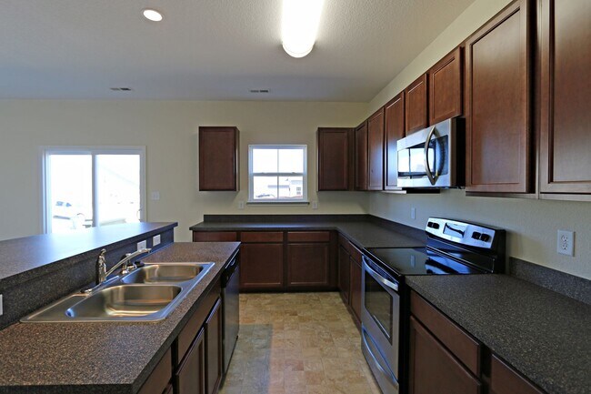 Building Photo - 8405 Wescott Dr