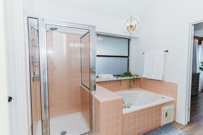 Building Photo - "Well-maintained 4-Bedroom Gem with 2 Full Baths and a Fireplace in Desirable Harker Heights Neig...