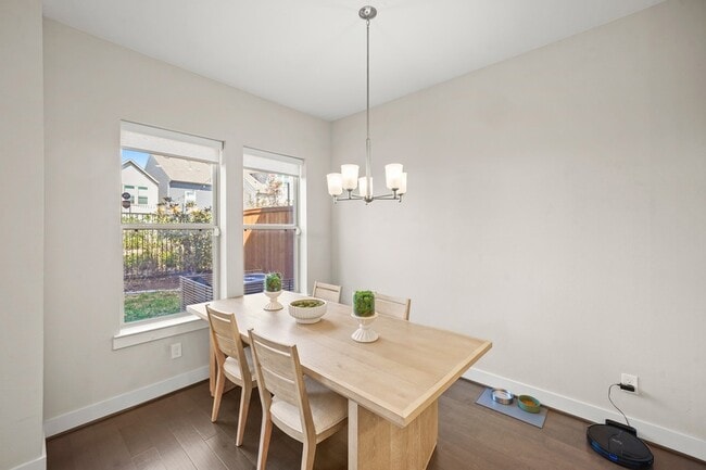 Building Photo - 10936 Keaton Landing Dr