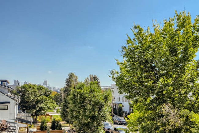 028-019-Views-666x446-72dpi - 3247 W 19th Ave