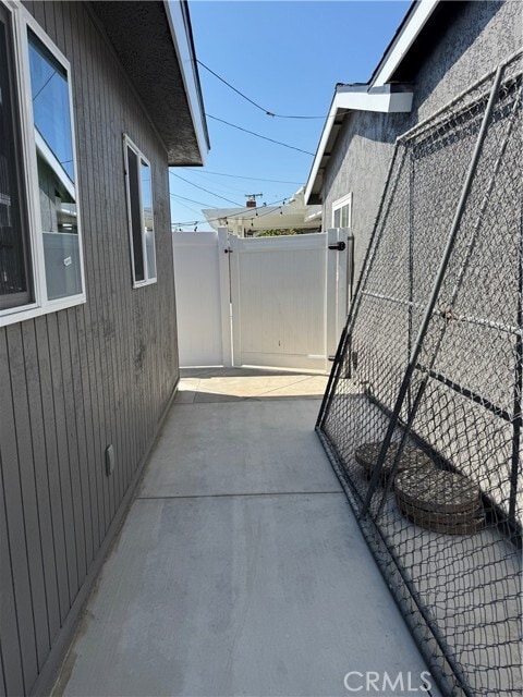 Building Photo - 6882 San Paco Cir