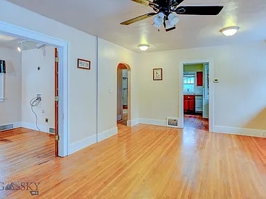 Building Photo - 810 W Lewis St