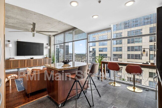 Building Photo - 155 S Court Ave