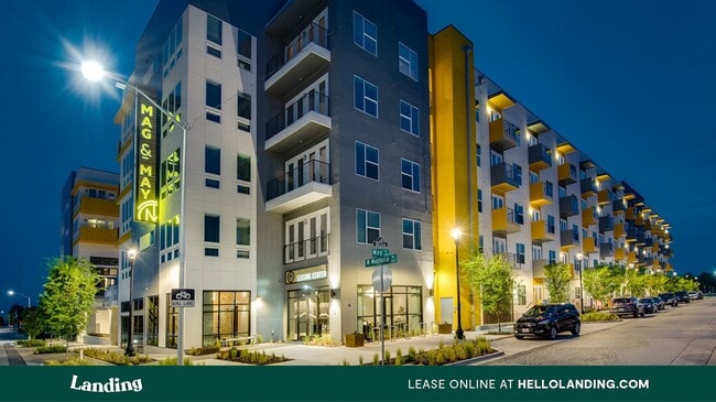 Building Photo - 315 W Magnolia Ave