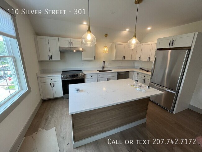 Building Photo - 110 Silver St