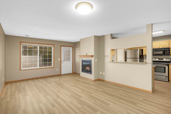 Building Photo - 4415 Naper Bay