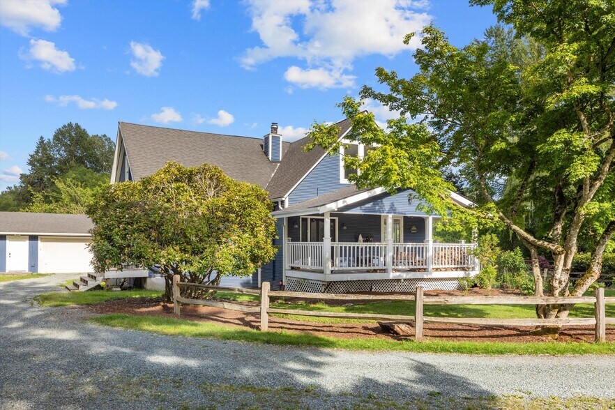 Building Photo - 18804 NE 106th St