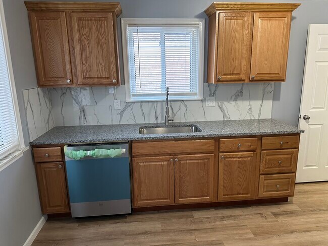 Building Photo - 19566 Webster St