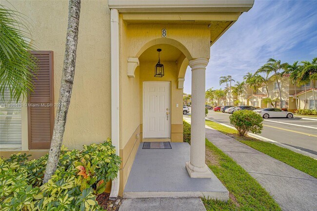 Building Photo - 10740 NW 83rd St