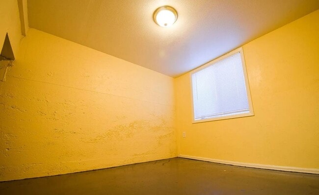 Building Photo - Spacious 4-Bedroom Home in Arbor Lodge – P...