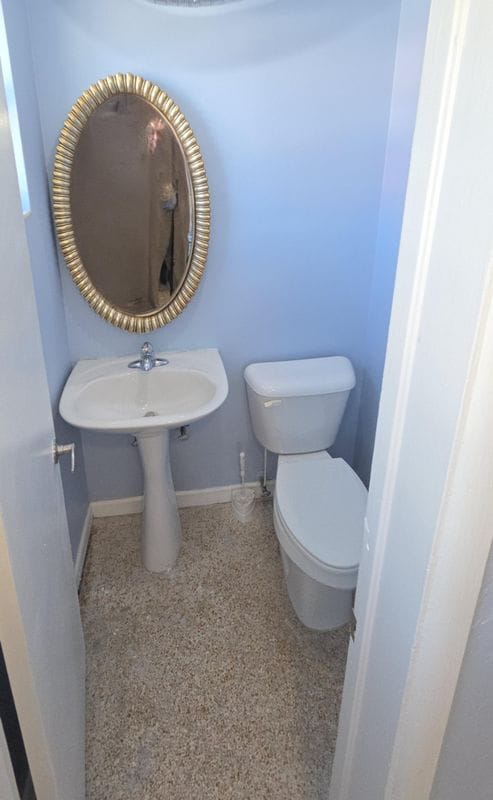 Building Photo - 921 Ridgewood Ave