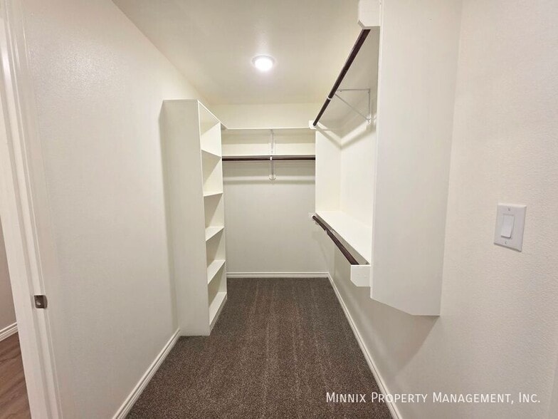 Building Photo - 1312 Hogback Wy