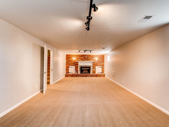 Building Photo - SW Denver single family home available in Harvey Park South.