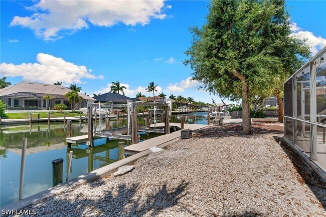 Building Photo - 324 Waterleaf Ct