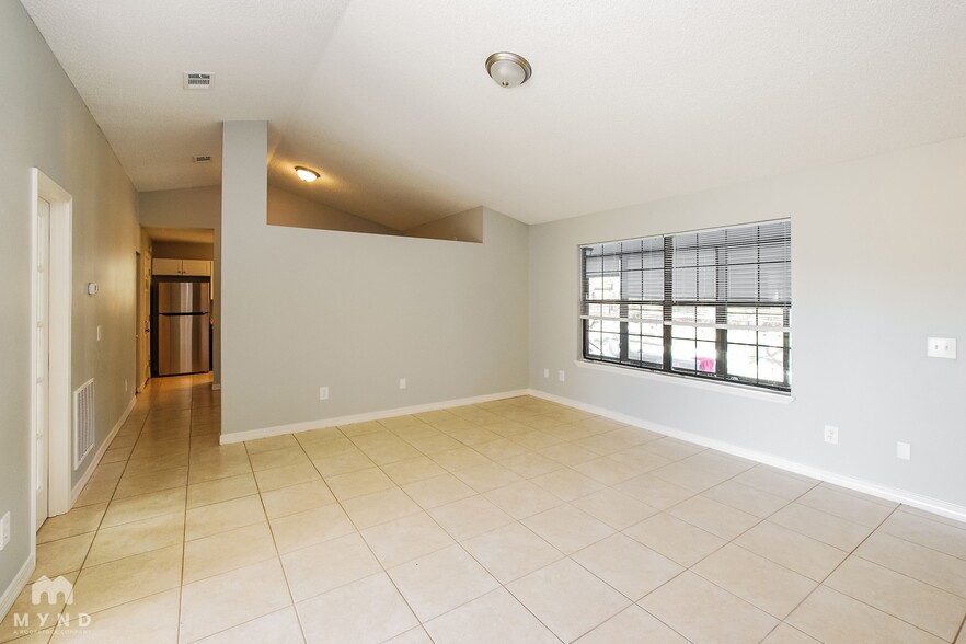 Building Photo - 209 Gerona Rd