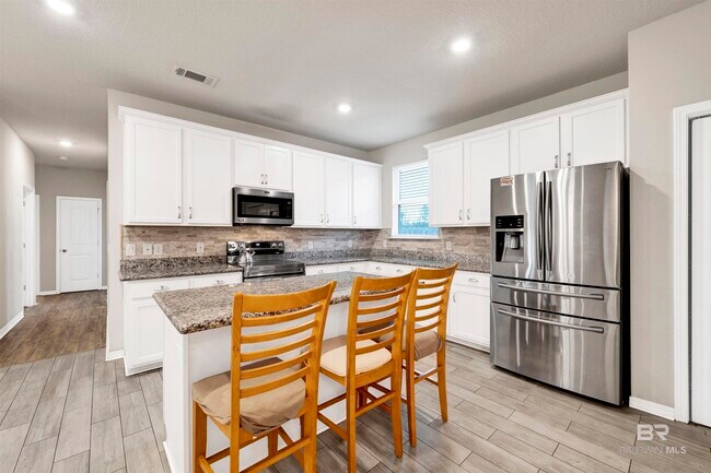 Building Photo - 7014 Shallow Brook Ct