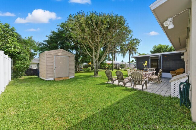 Building Photo - 8685 SW Keathley Ct