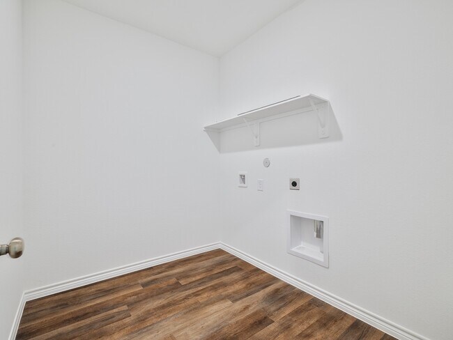 Building Photo - 15510 Olive Ter Trl