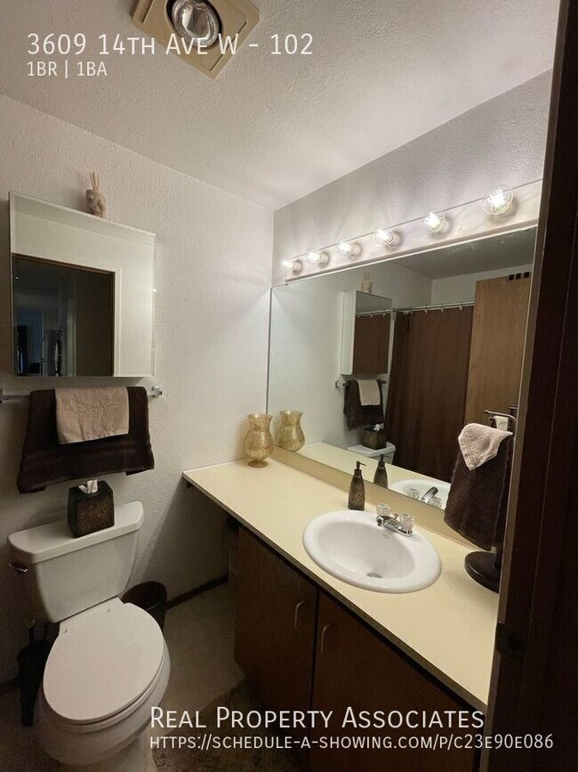 Building Photo - 3609 14th Ave W