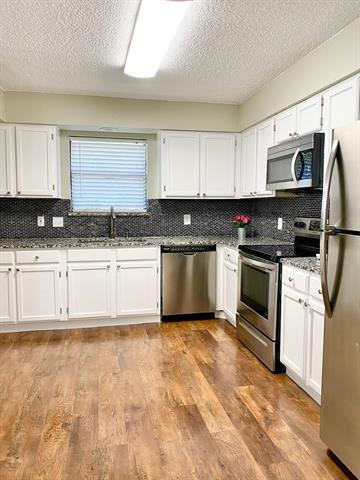 Building Photo - 2610 Isbella Dr