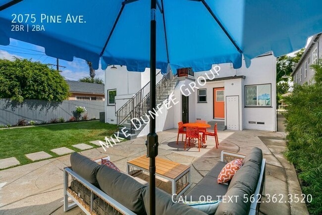 Building Photo - 2075 Pine Ave