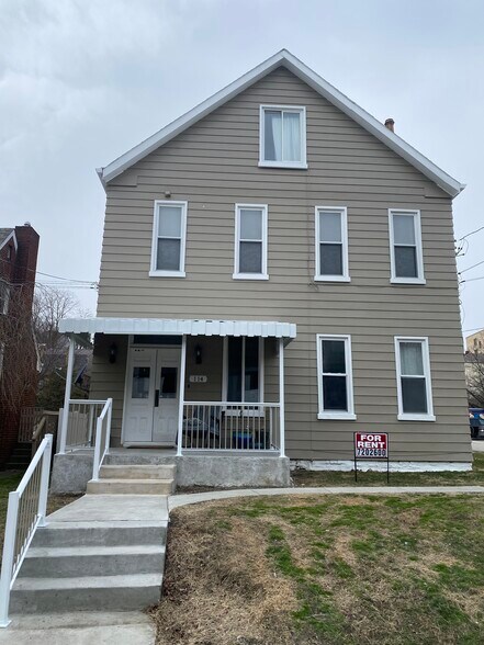 Building Photo - 114 Olympia St