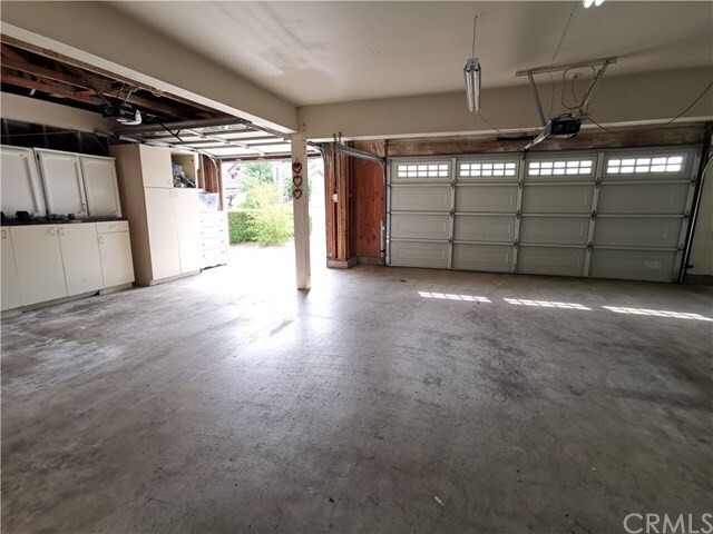 Building Photo - 2676 Pepperdale Dr