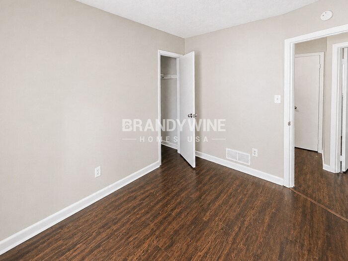Building Photo - 4720 Edwina Ln SW