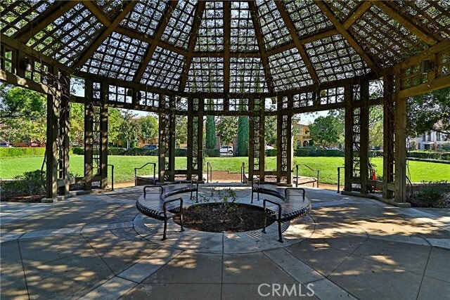 Building Photo - 112 Chantilly