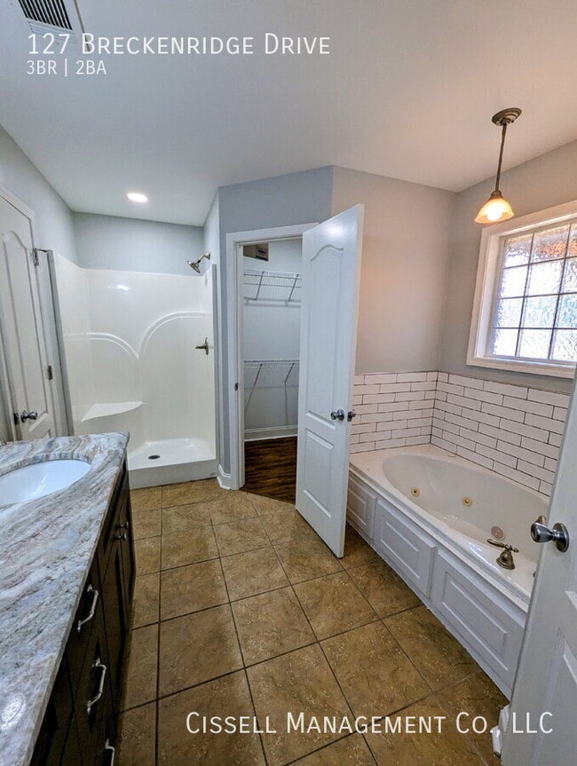 Building Photo - 127 Breckenridge Dr