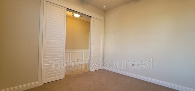 Building Photo - 2339 Shadow Berry Dr