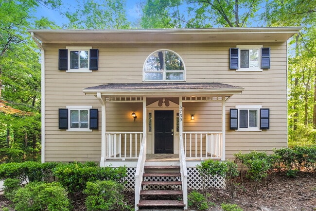 Building Photo - 5739 Hilton Ridge Rd