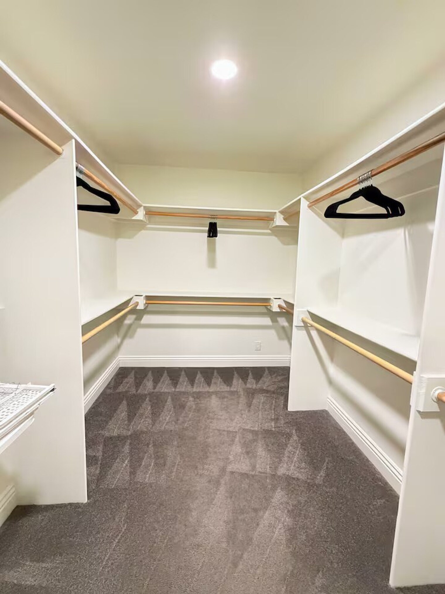 Building Photo - 5870 Cactus Way