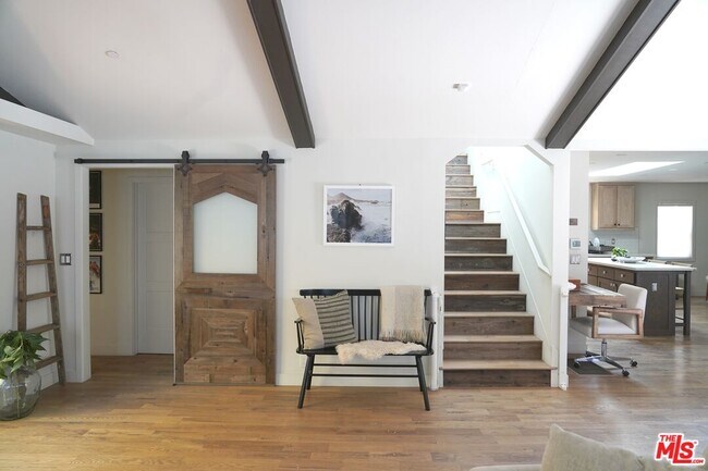 Building Photo - 6267 Tipton Way