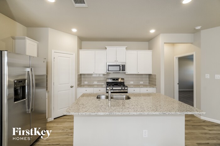 Building Photo - 6627 Hatchery Way