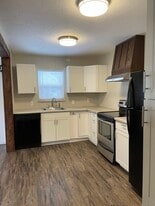 Building Photo - 209 W Barnes Rd