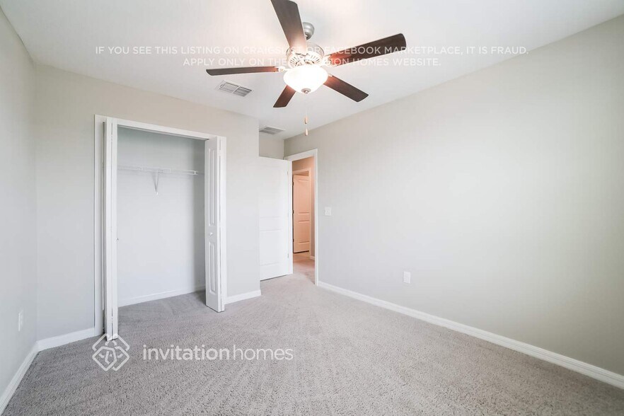 Building Photo - 15545 Miller Creek Dr