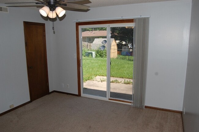 Building Photo - 3724 Clover Cir