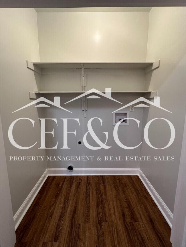 Building Photo - Spacious 3 Bed / 2 Bath Home – District 7, Spartanburg